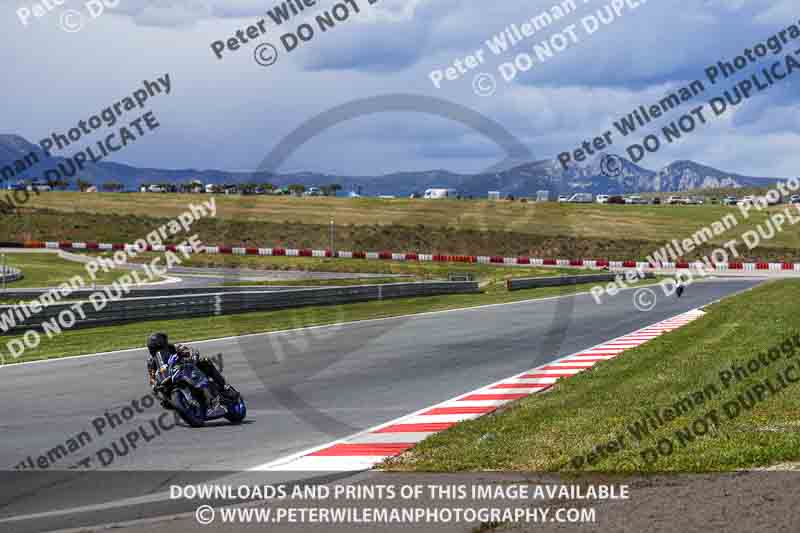 cadwell no limits trackday;cadwell park;cadwell park photographs;cadwell trackday photographs;enduro digital images;event digital images;eventdigitalimages;navarra;no limits trackdays;peter wileman photography;racing digital images;trackday digital images;trackday photos